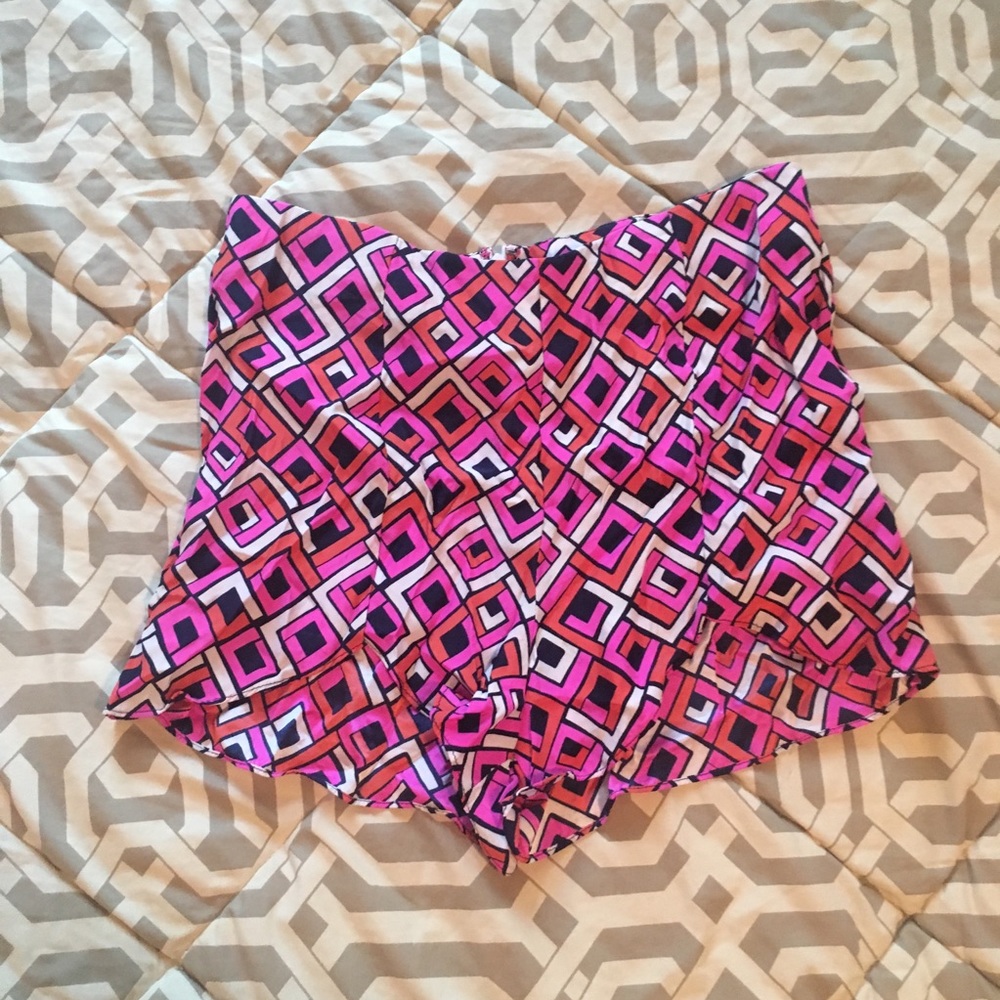 ⭐️ SALE Alice & Trixie Silk Bright Pattern Shorts